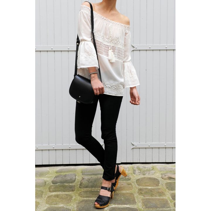Gibecière en cuir noire, taille :20 cm 16 cm