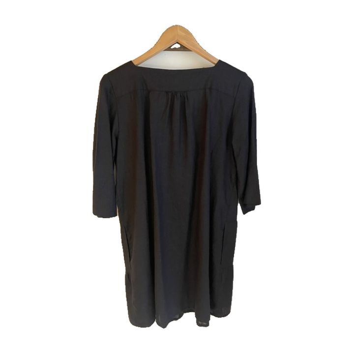 Robe en lin à volants, manches trois-quarts - NOIR
