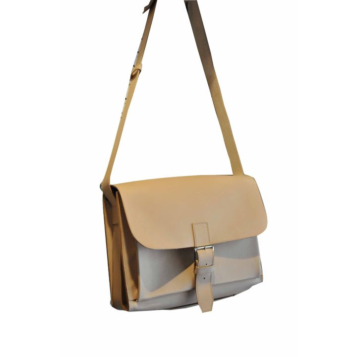 Sac en cuir de vachette grand format