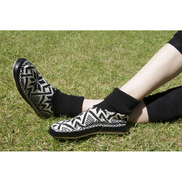Chaussons-Chaussettes blanc et noir – photo 3