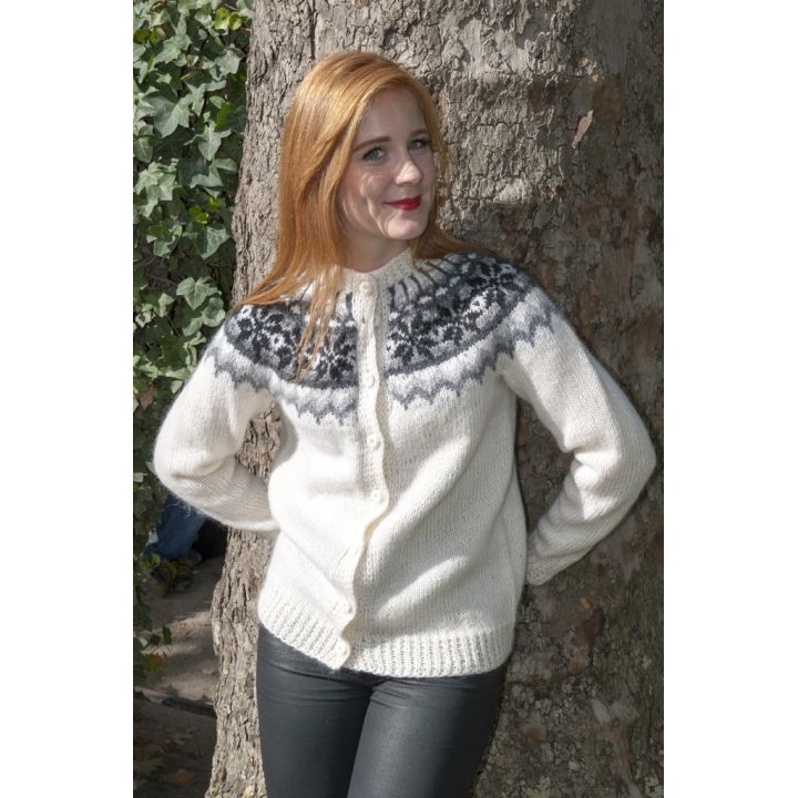 Gilet Cardigan blanc et noir tricoté main