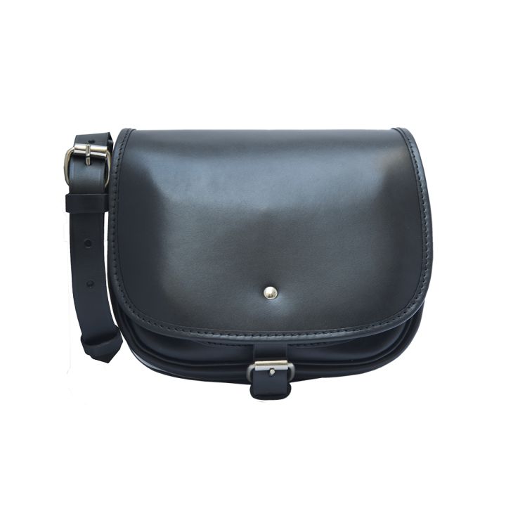 Gibecière en cuir noire, taille :20 cm 16 cm